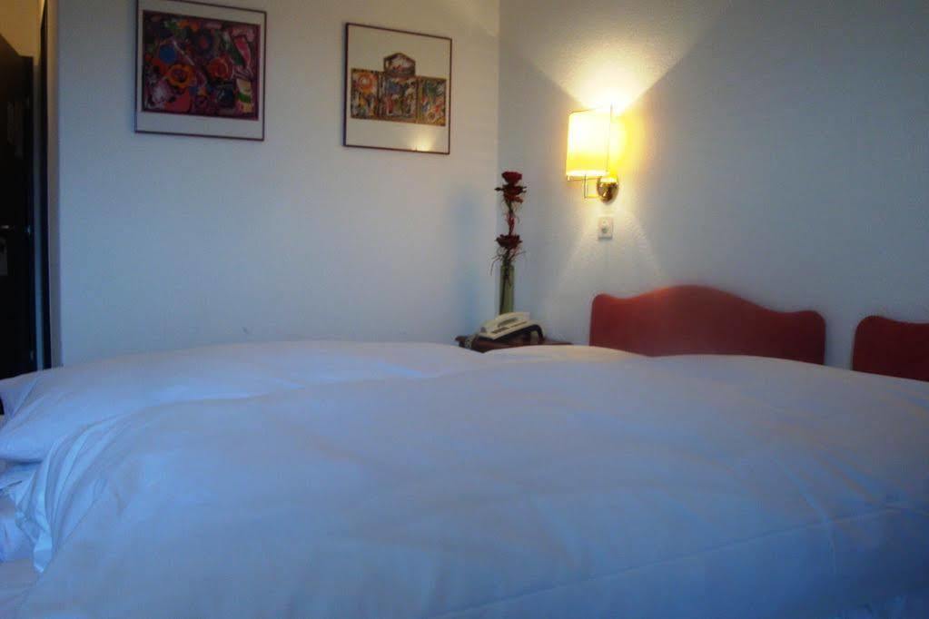 Hotel Du Grand-Pre Marly-le-Grand Exteriér fotografie